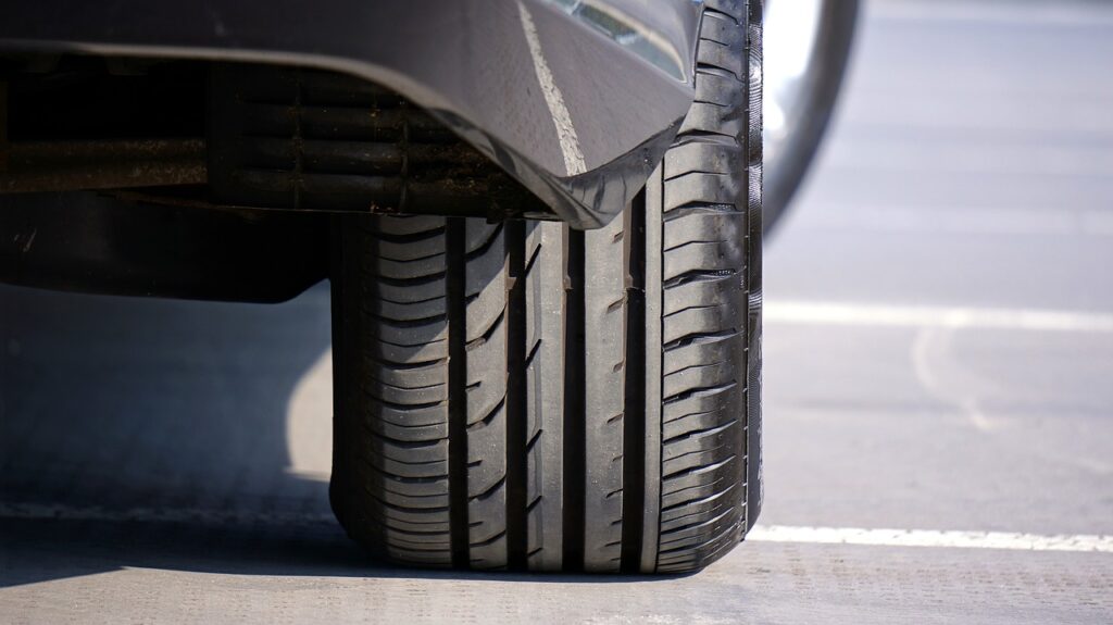 Qual o limite de desgaste do pneu? 2 pneu carro